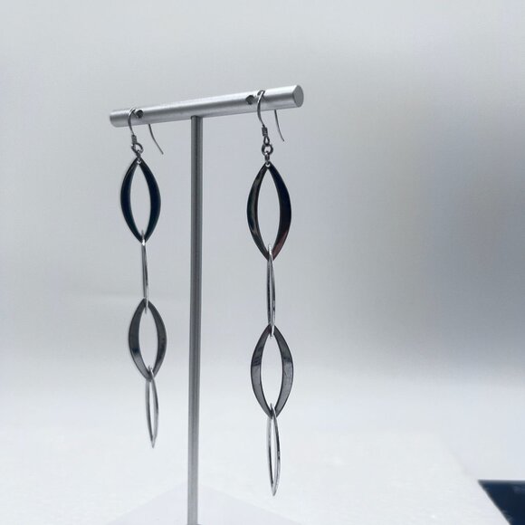 Silver Dangle Drop Earrings 4.25" Long Chain Open Marquise Links Marked 925 - Picture 8 of 9